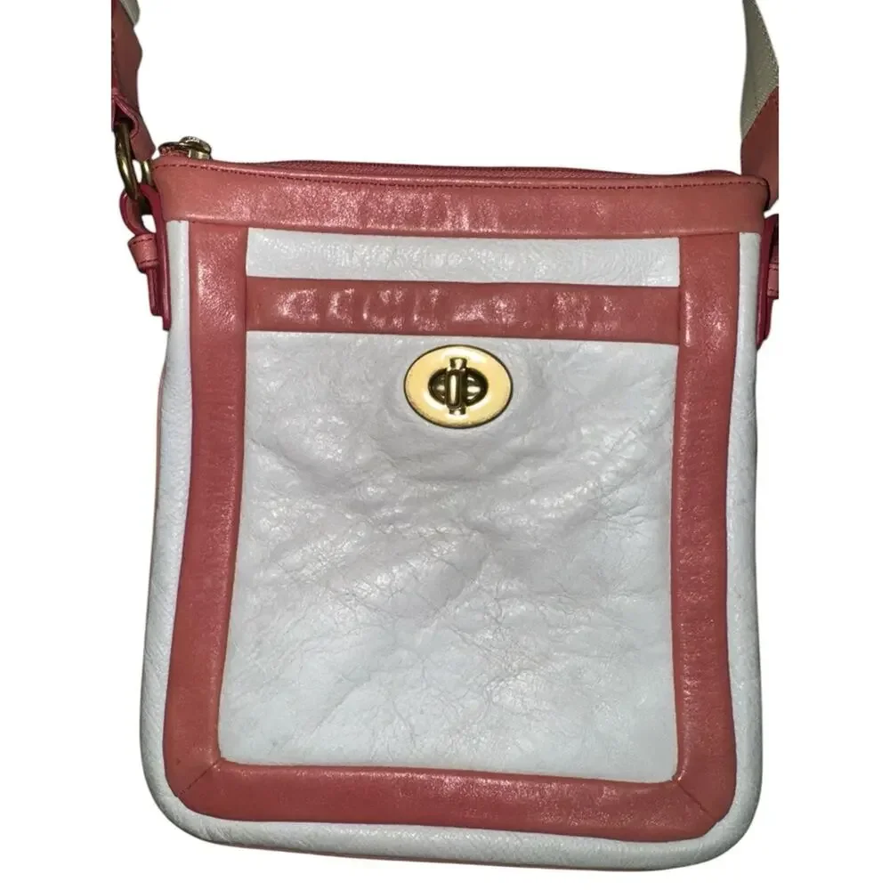 Coach‎ Legacy White Leather Crossbody Turnlock Pink Trim Adjustable Strap